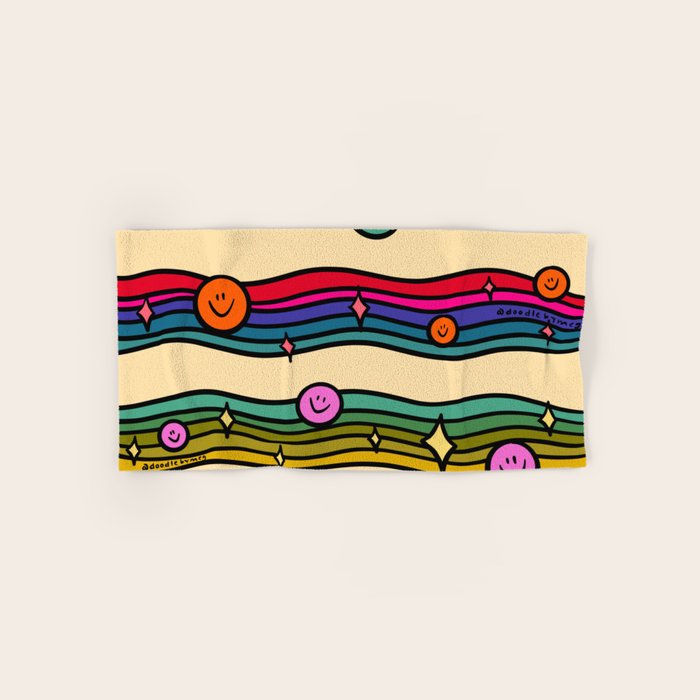 Smiley Print Bath Towel Gallery Image 1