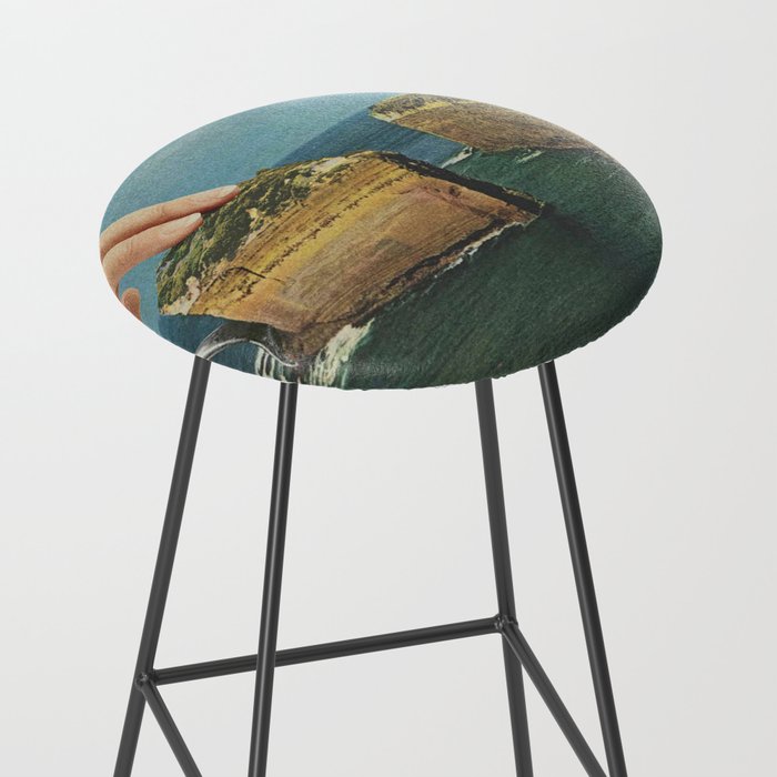 Serving up cake by the seaside - Cake slice Stool Gallery Image 2