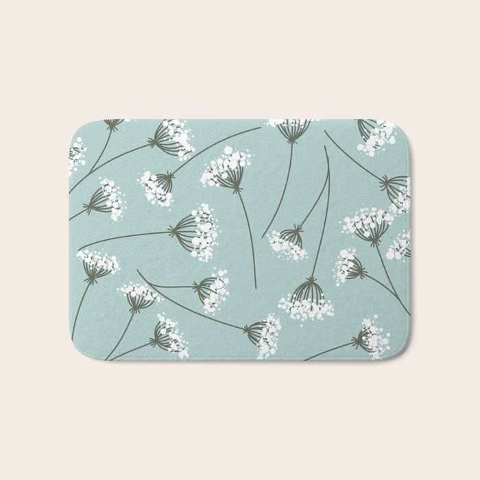 Queen Anne's Lace Floral Pattern Bath Mat Gallery Image 1