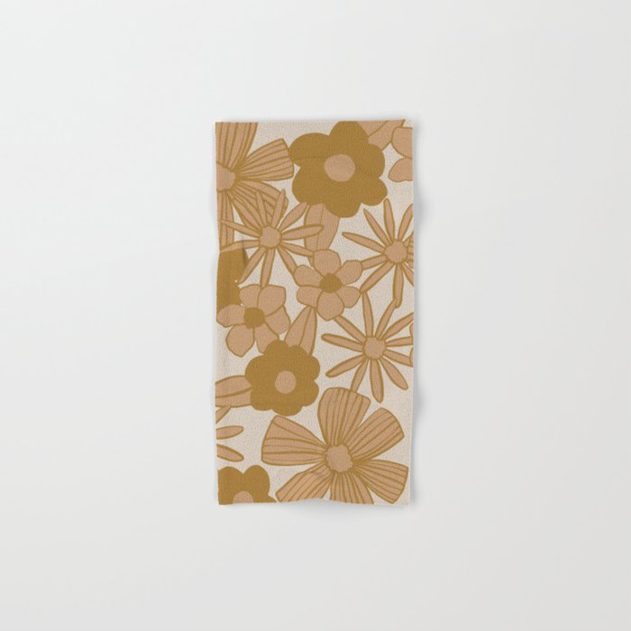 super bloom -Â light Bath Towel Gallery Image 1
