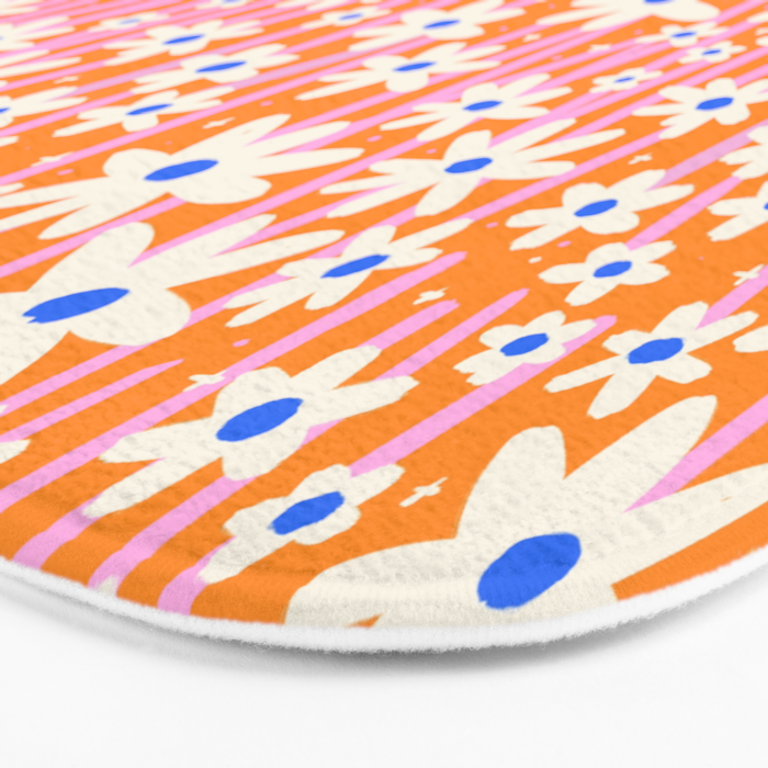 Daisies In Bloom Bath Mat Gallery Image 3
