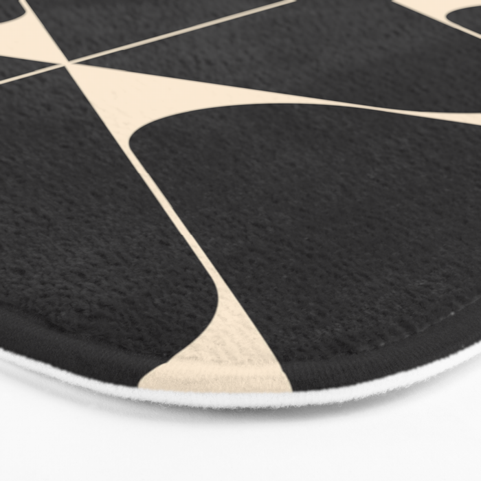 Minimalist 121 Bath Mat Gallery Image 3