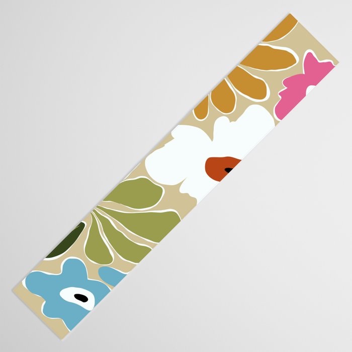 Retro Delight Table Runner Gallery Image 3