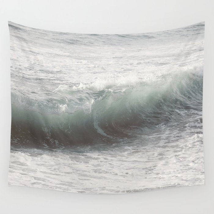 Onda Serene Wave Wall Tapestry Gallery Image 1