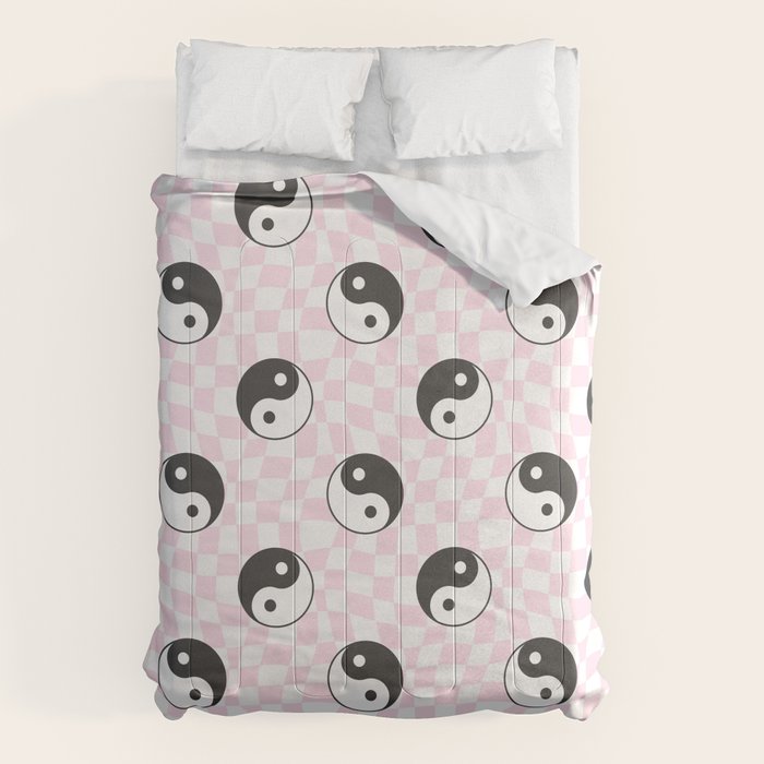Yin yang checkered pattern Comforter Gallery Image 1