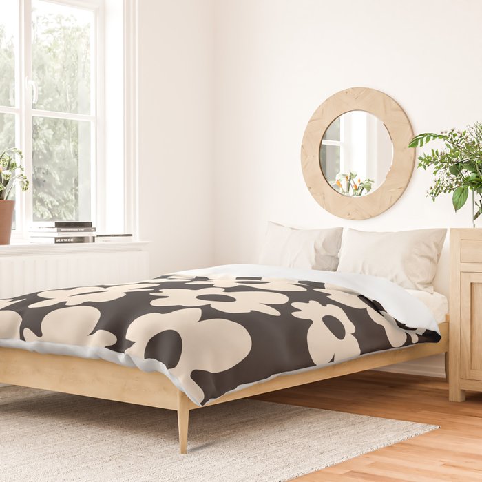 Black and White - Abstract Flower Shape  Duvet Cover Gallery Image 2