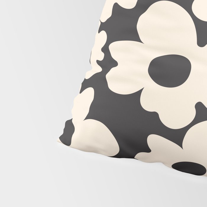 Black and White - Abstract Flower Shape  Pillow Sham Gallery Image 4