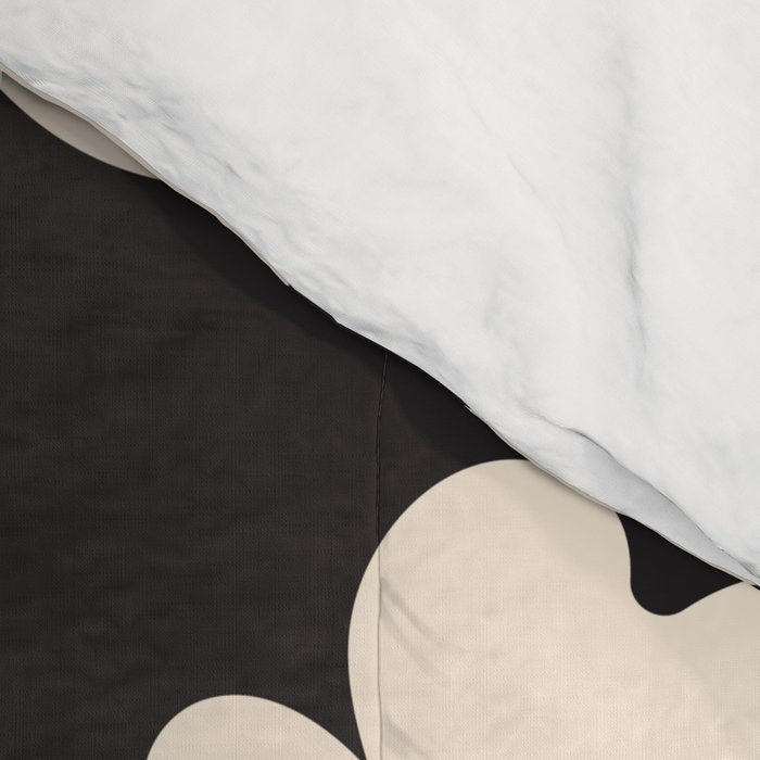 Black and White - Abstract Flower Shape  Comforter Gallery Image 4