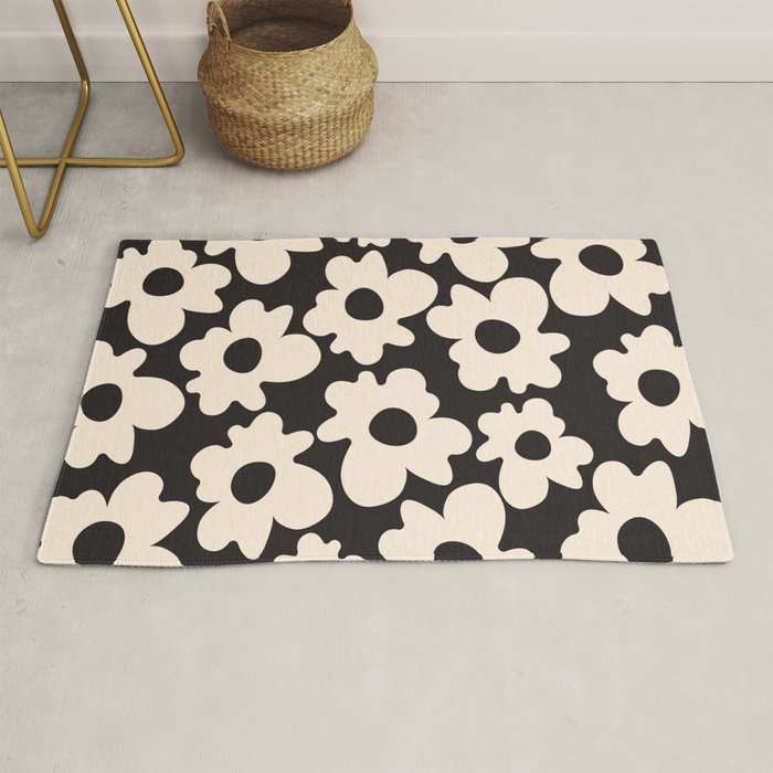 Black and White - Abstract Flower Shape  Rug Gallery Image 1