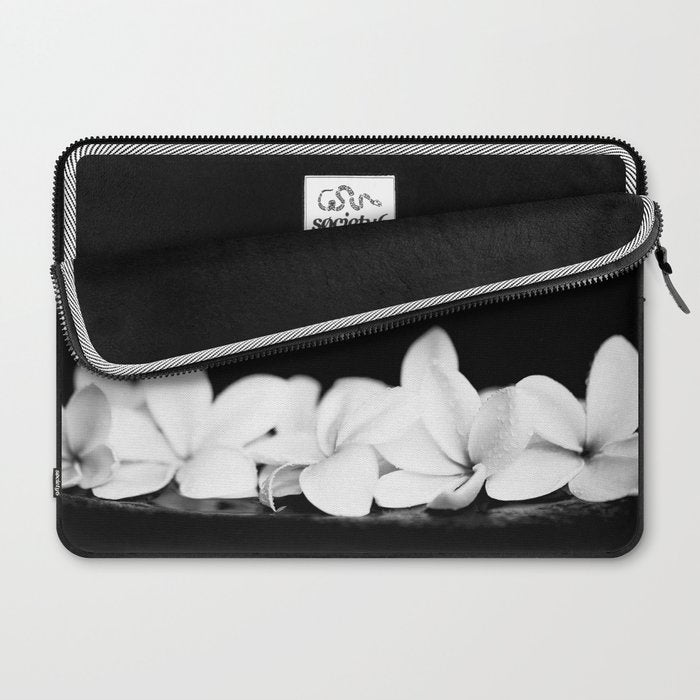Singapore White Plumeria Flowers the Fragrance of Hawaii Laptop Sleeve Gallery Image 2