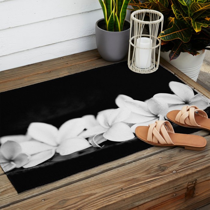 Singapore White Plumeria Flowers the Fragrance of Hawaii Outdoor Rug Gallery Image 2