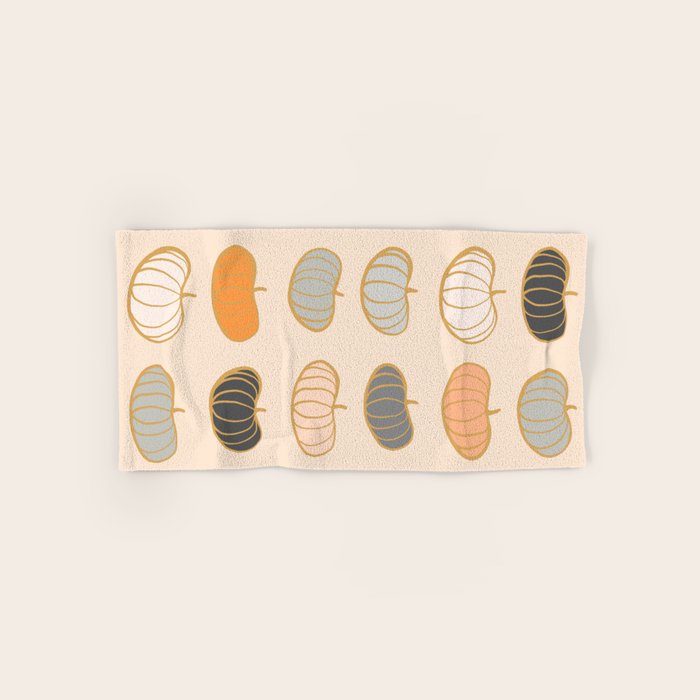 Retro Pumpkin Pattern Collection 1 Bath Towel Gallery Image 1