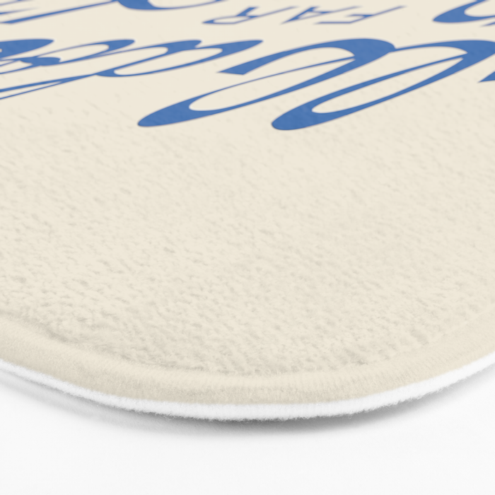 Il dolce far niente Italian - The sweetness of doing nothing Hand Lettering Bath Mat Gallery Image 3