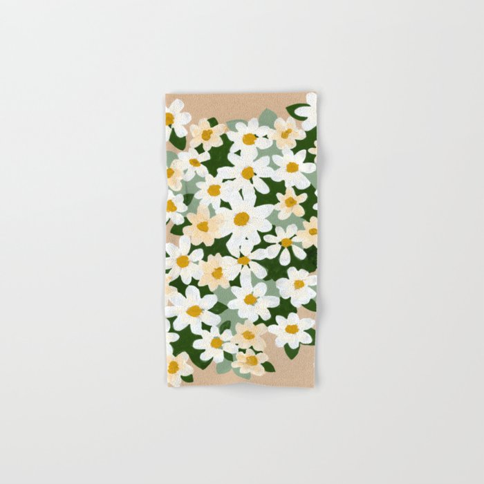Field Daisies Bath Towel Gallery Image 1