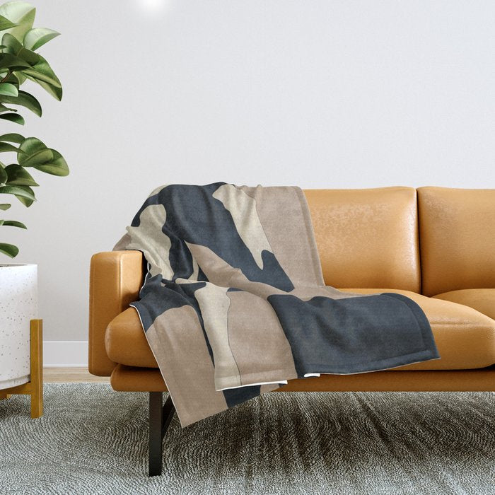 Abstract Minimal Horse 7 Throw Blanket Gallery Image 1