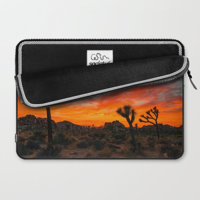 Joshua Tree Parc National Laptop Sleeve Gallery Image 2