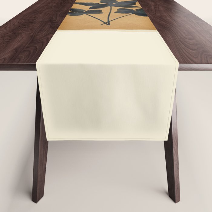 Leaf Design 8 Table Runner Gallery Image 1