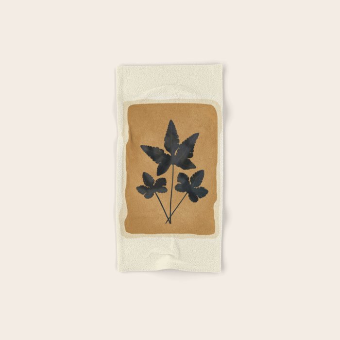 Leaf Design 8 Bath Towel Gallery Image 1