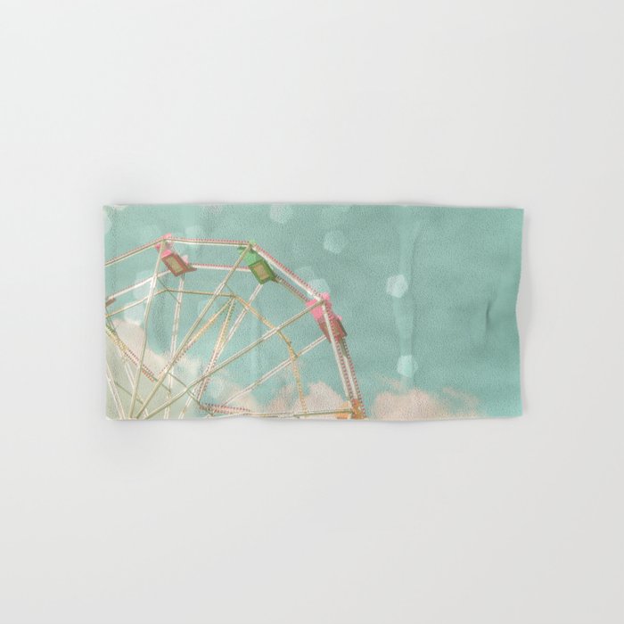 Candy Wheel Bath Towel Gallery Image 1