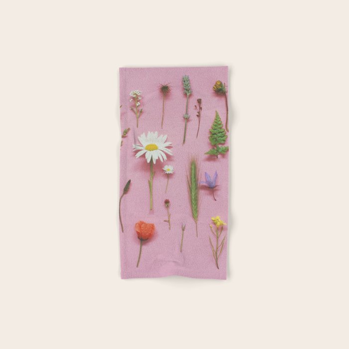 Wild Flowers Bath Towel Gallery Image 1