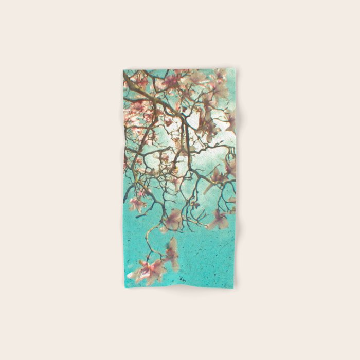 The Hanging Garden Bath Towel Gallery Image 1