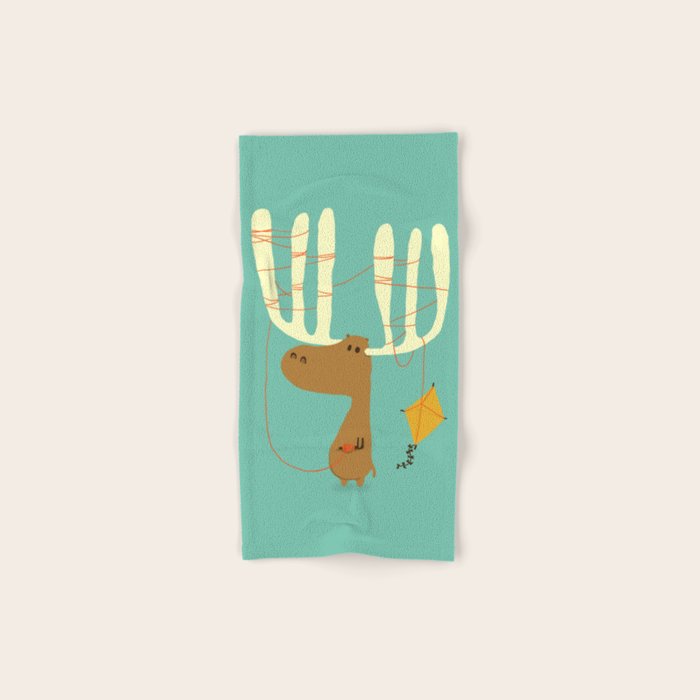 A moose ing Bath Towel Gallery Image 1