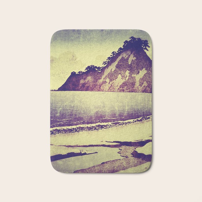Thick Skin - Towering Over Hitai Bath Mat Gallery Image 1