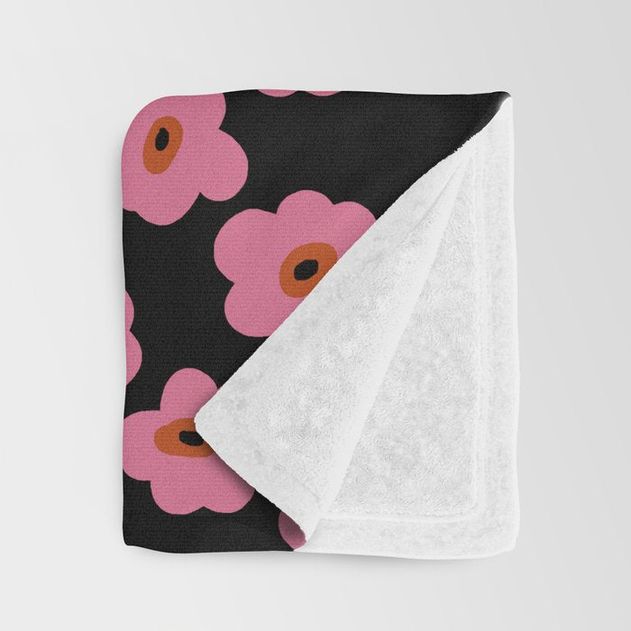 Delightful floral Throw Blanket Gallery Image 3