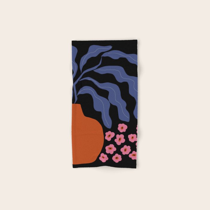 Delightful floral Bath Towel Gallery Image 1