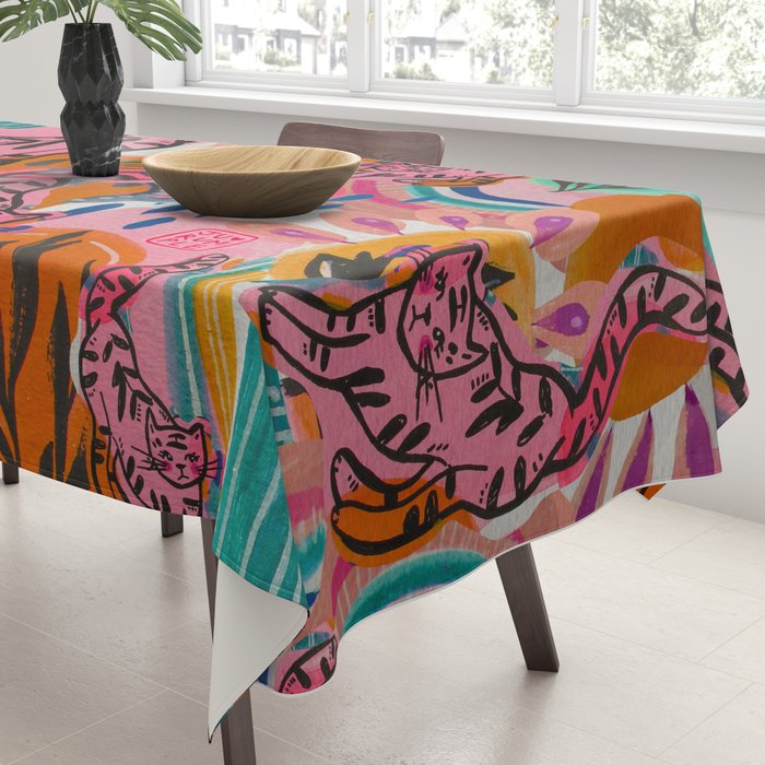 Love cats in the wild Tablecloth Gallery Image 3