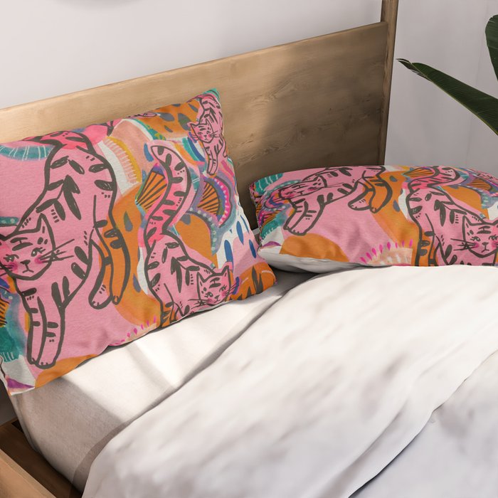 Love cats in the wild Pillow Sham Gallery Image 2