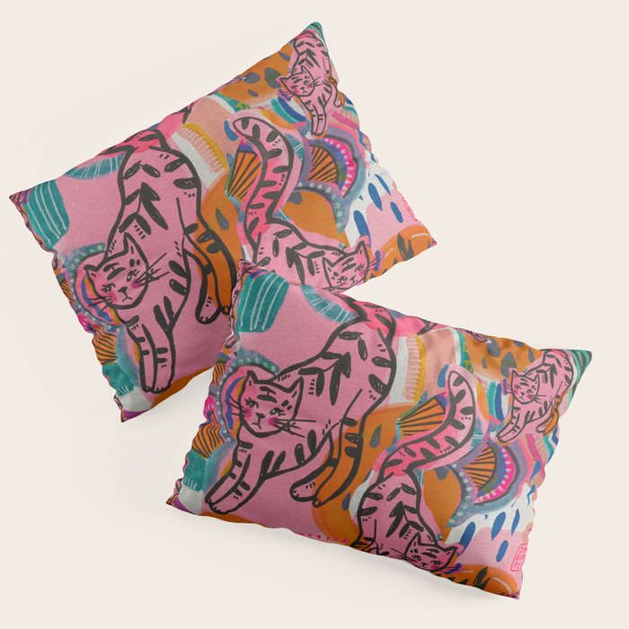Love cats in the wild Pillow Sham Gallery Image 1