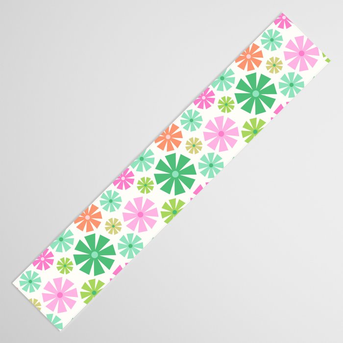 Merry and Bright Christmas Wreath Table Runner Gallery Image 3