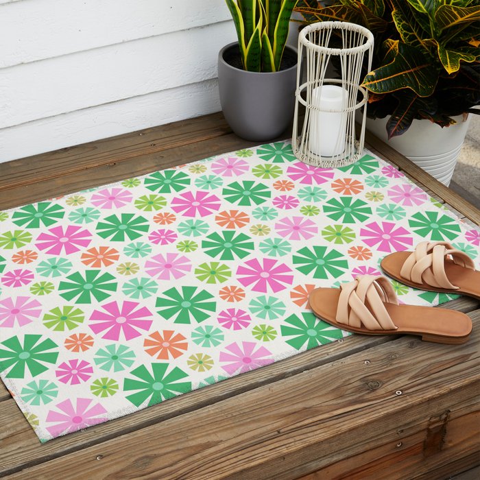Merry and Bright Christmas Wreath Outdoor Rug Gallery Image 2