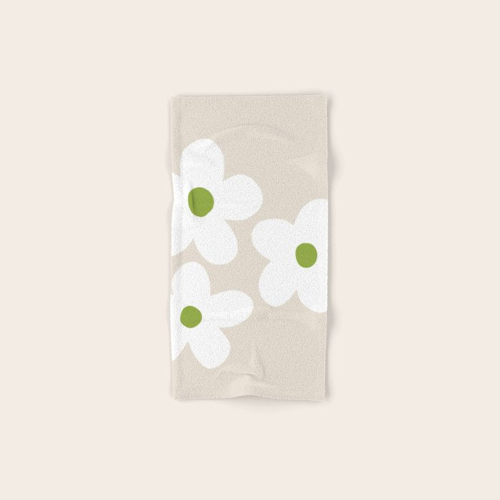 big flowers Bath Towel Gallery Image 1