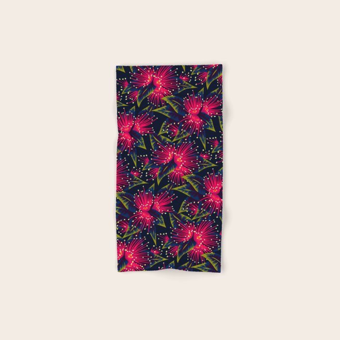 New Zealand Rata floral print (Night) Bath Towel