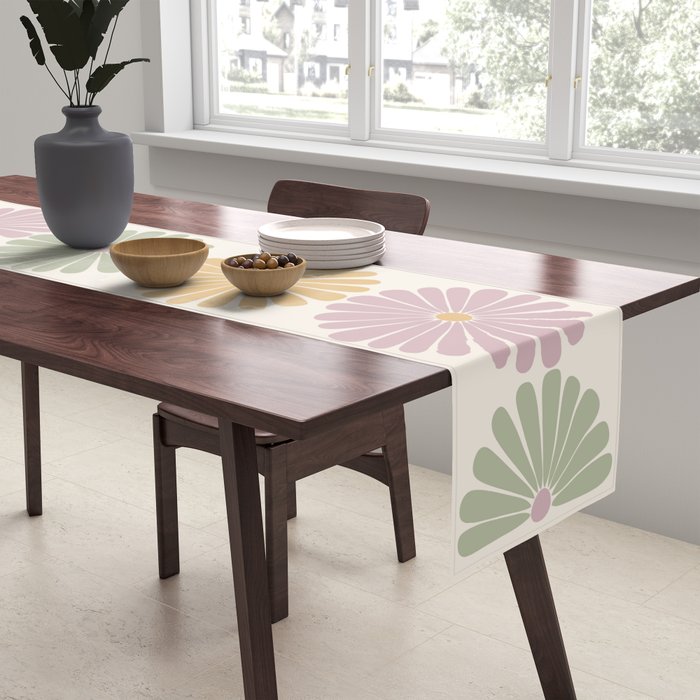 Retro Summer Daisies III Table Runner Gallery Image 2