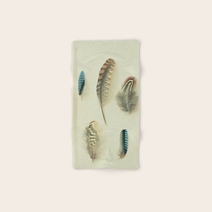 The Feather Collection Bath Towel Gallery Image 1