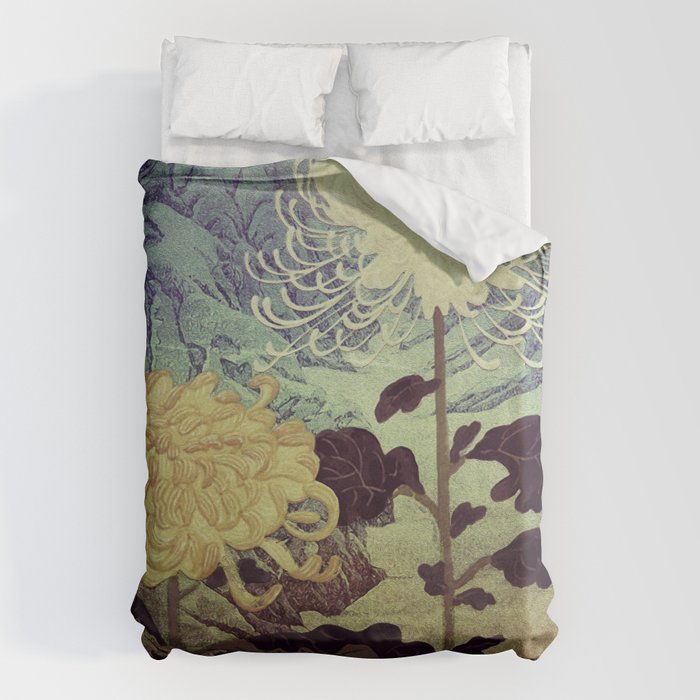 Midnight Climbing towards Kankoi Duvet Cover Gallery Image 6