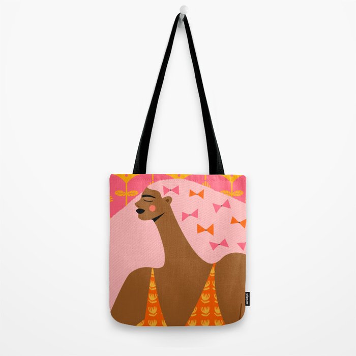Bow Stacking Queen Tote Bag Gallery Image 2