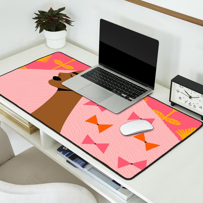 Bow Stacking Queen Desk Mat Gallery Image 2