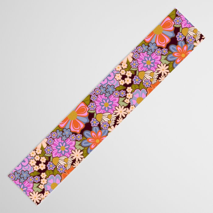 Psychedelic 70s Floral Pattern Table Runner Gallery Image 3