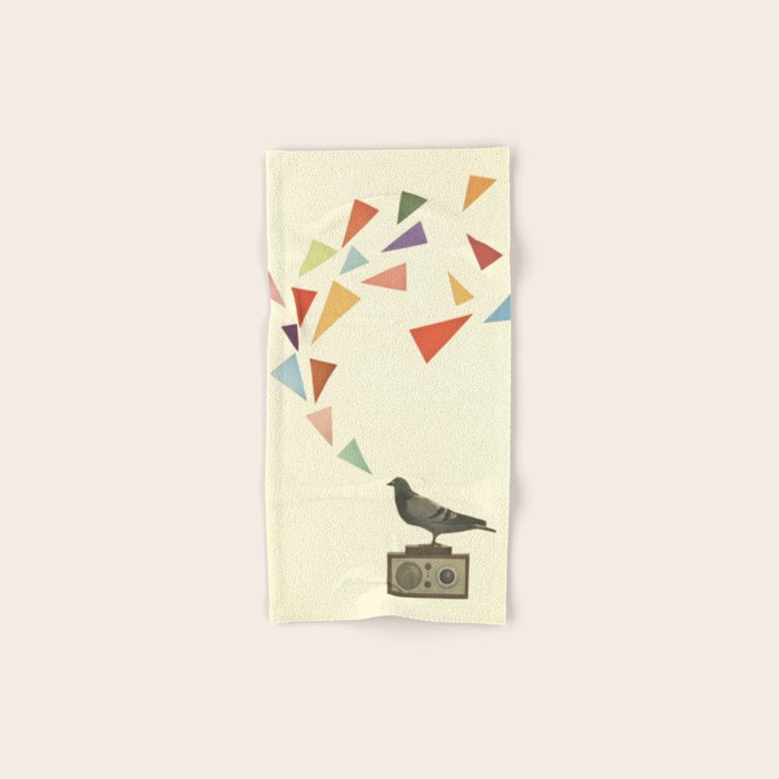 Pigeon Radio Bath Towel Gallery Image 1