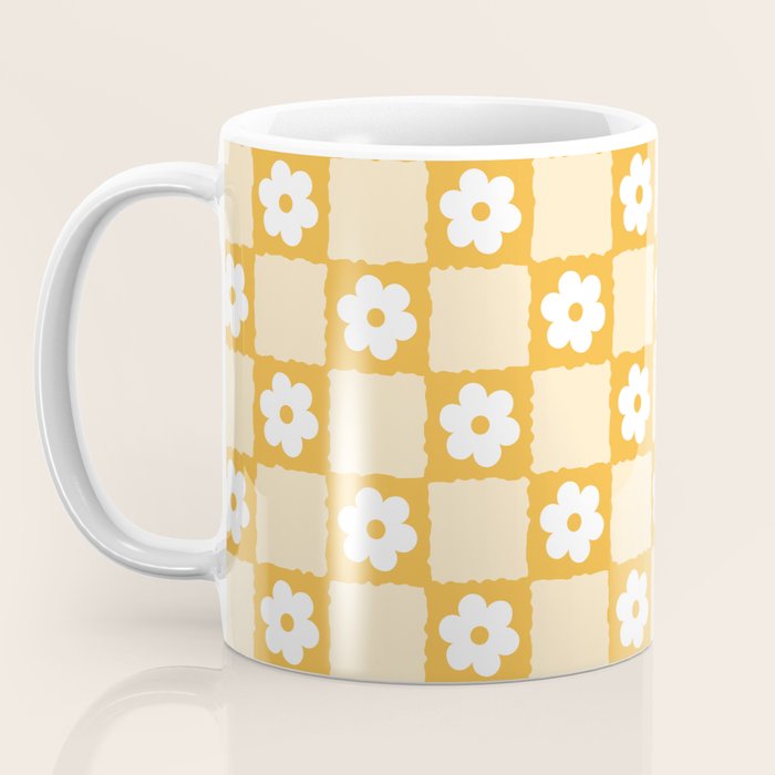 Retro Daisy Flower Checker in Yellow Coffee Mug Gallery Image 3