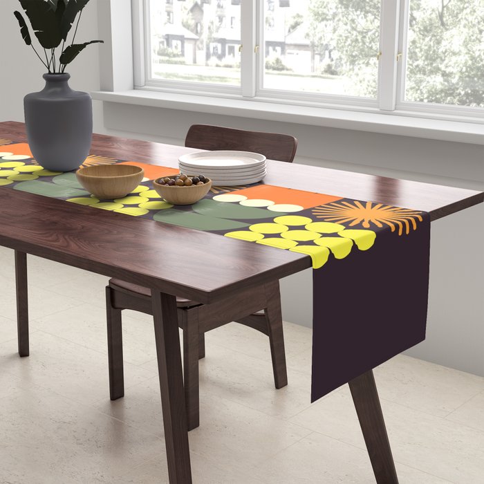 Retro 18B Table Runner Gallery Image 2