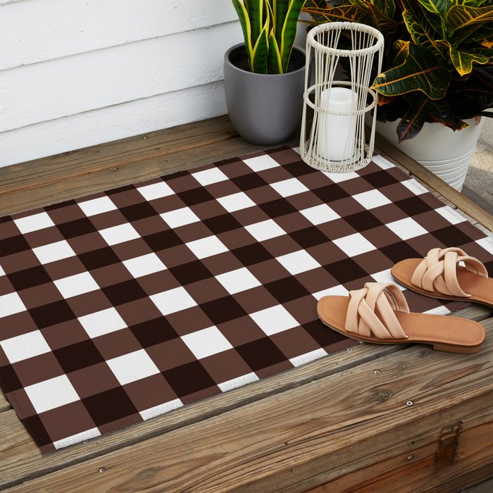Classic Brown Gingham Checkered Pattern Outdoor Rug Gallery Image 2