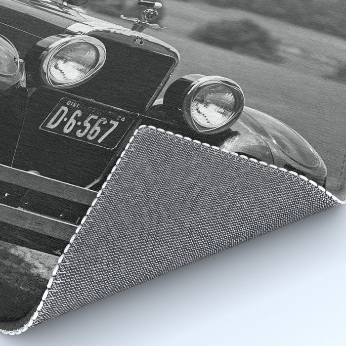 Golfer Teeing Off Car, Black and White Vintage Golf Art Rug Gallery Image 4