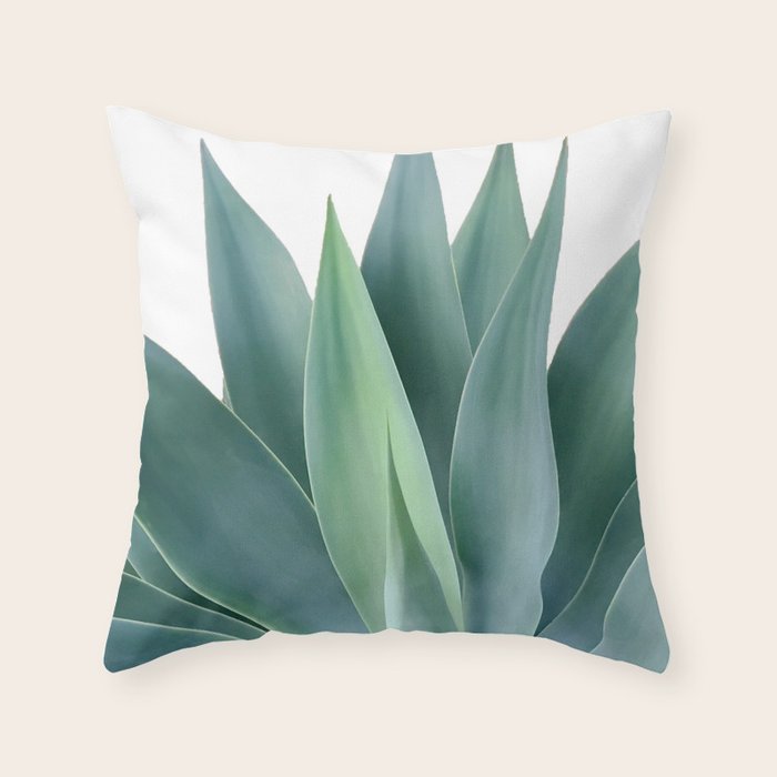 Agave blanco Throw Pillow Gallery Image 6