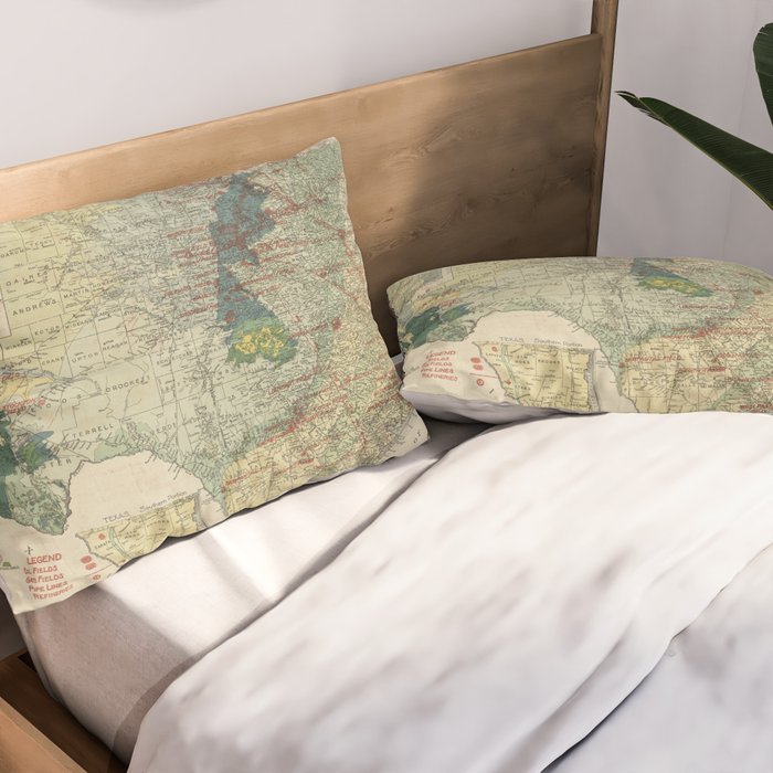 Vintage Map of The Texas Oil and Gas Fields (1920) Pillow Sham Gallery Image 2