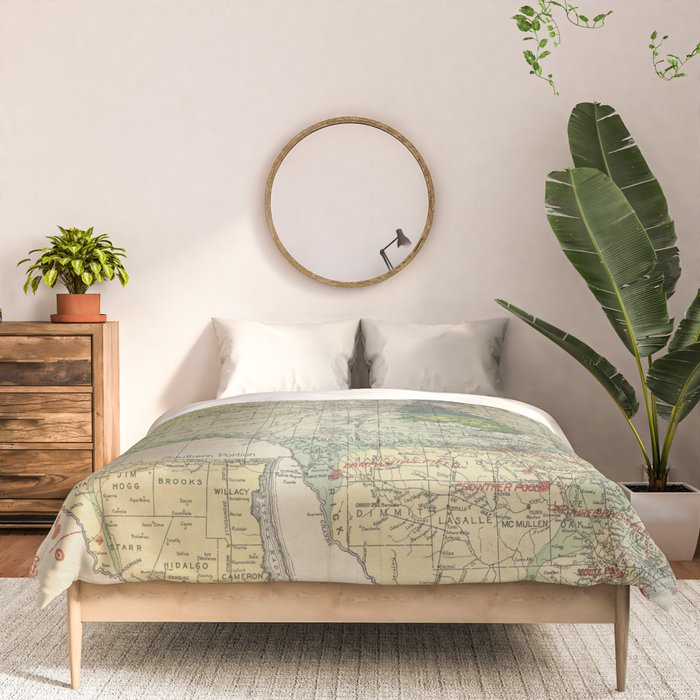 Vintage Map of The Texas Oil and Gas Fields (1920) Comforter Gallery Image 3